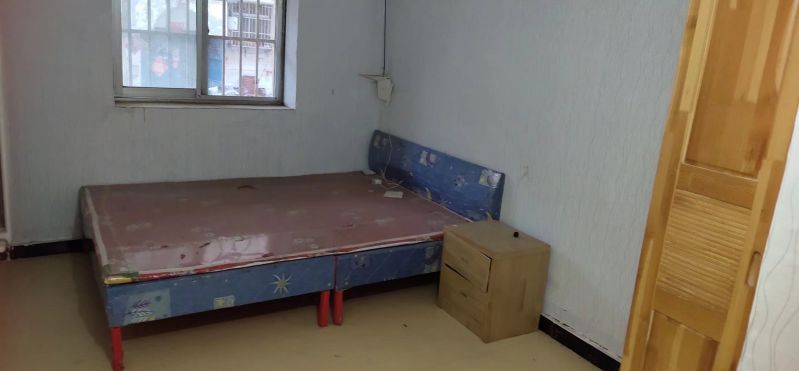 1室1廳1衛， 繁華商圈，近學校，好房出租。