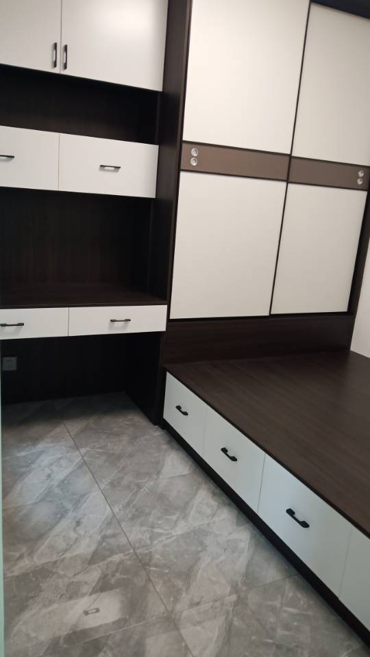 精裝修2室2廳1衛98m2126萬元