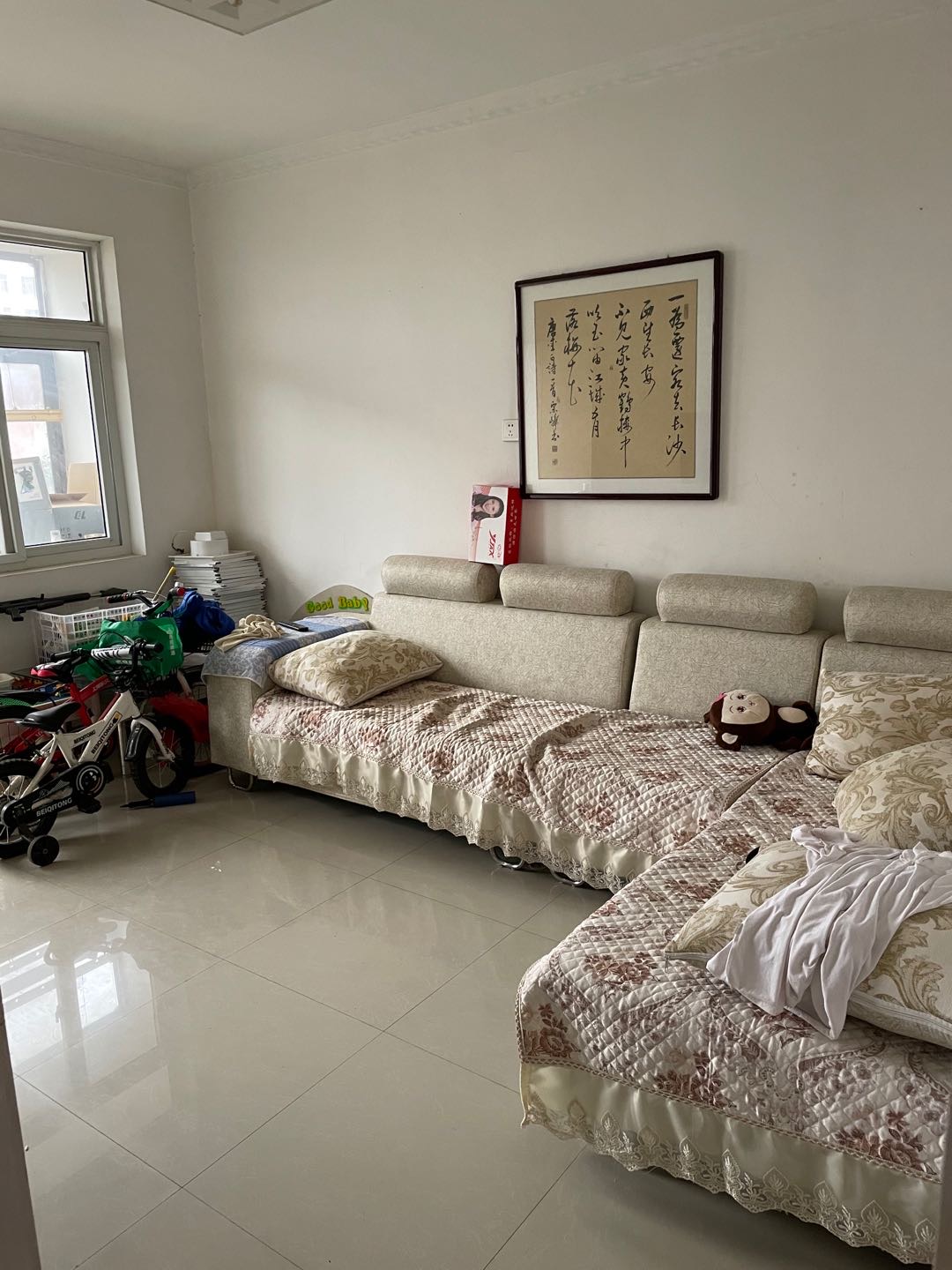 精裝修3室1廳1衛67m263萬元