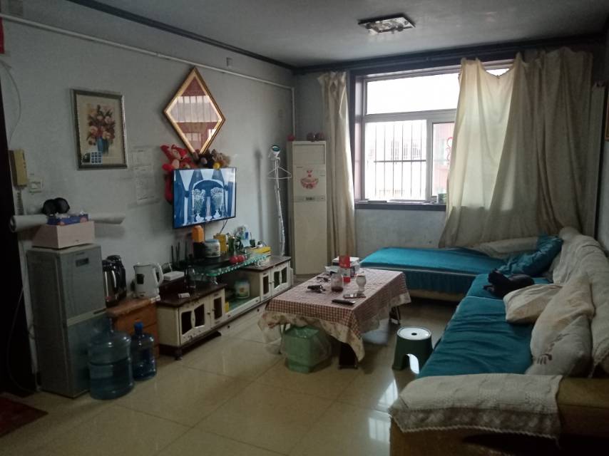 精裝修3室1廳1衛105m21100元/月