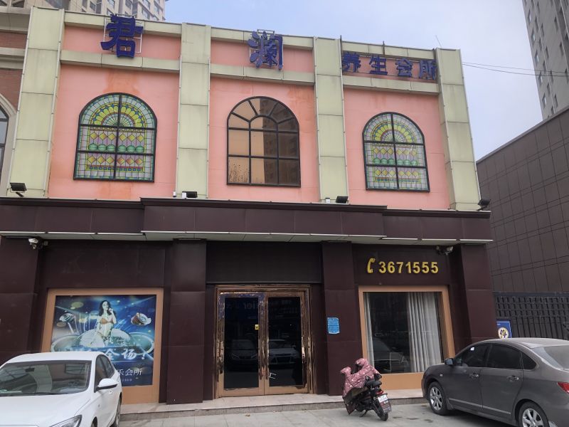 3室0廳1衛， 繁華商圈，近學校，好房出租。