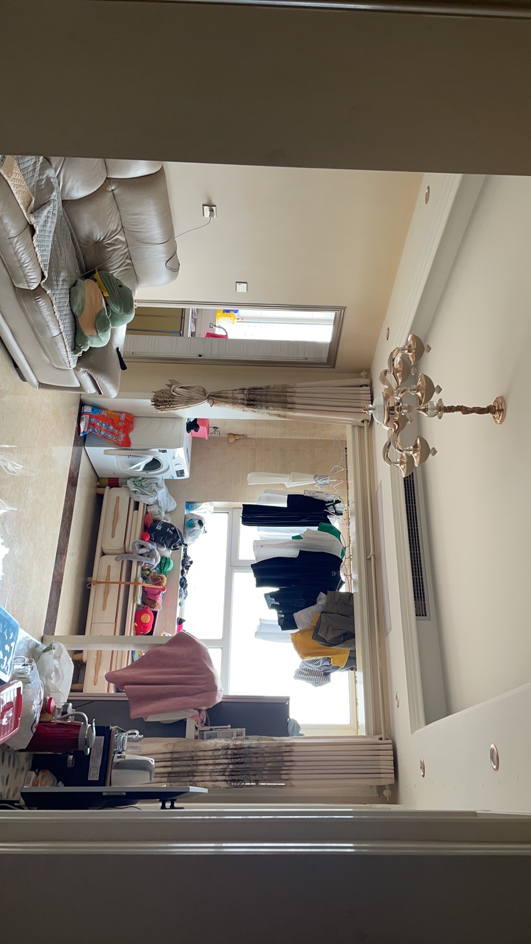 精裝修1室1廳1衛64m260萬元