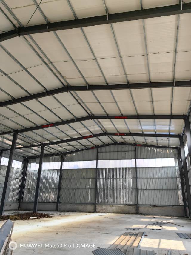 普通裝修2室2廳1衛1060m26700元/月