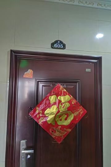 普通裝修2室2廳1衛96m21560元/月