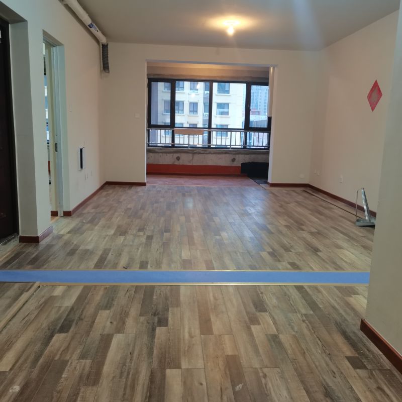 普通裝修3室2廳2衛160m22000元/月