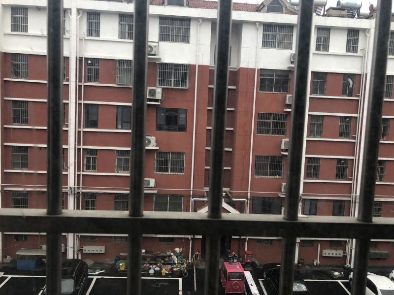 精裝修3室2廳1衛116m251.6萬元