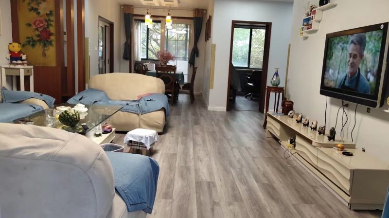 精裝修4室2廳2衛157m2198萬元