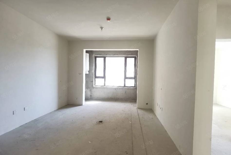 毛坯3室1廳1衛112m280萬元