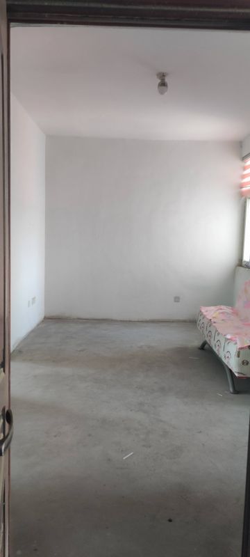 毛坯1室2廳1衛69m28萬元