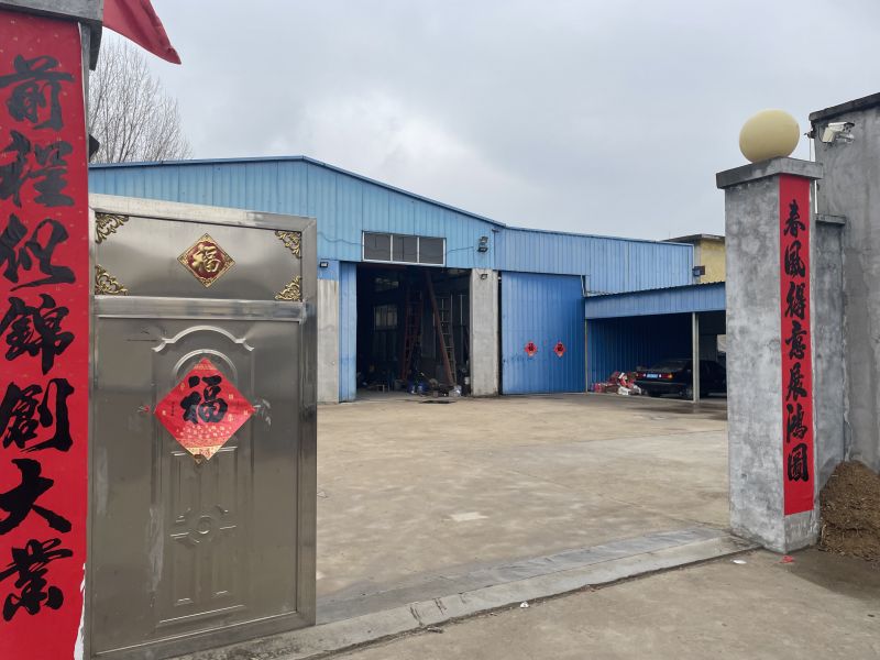 普通裝修1室1廳1衛1500m26000元/月