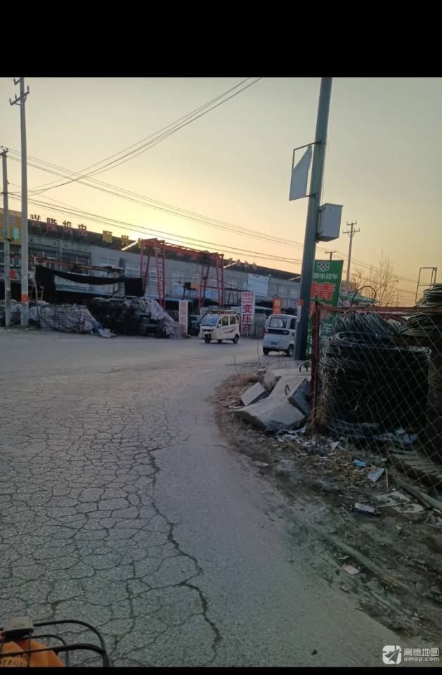 獨院2層，帶臨街門面，五里屯鋼材市場附近，可倉儲可住家