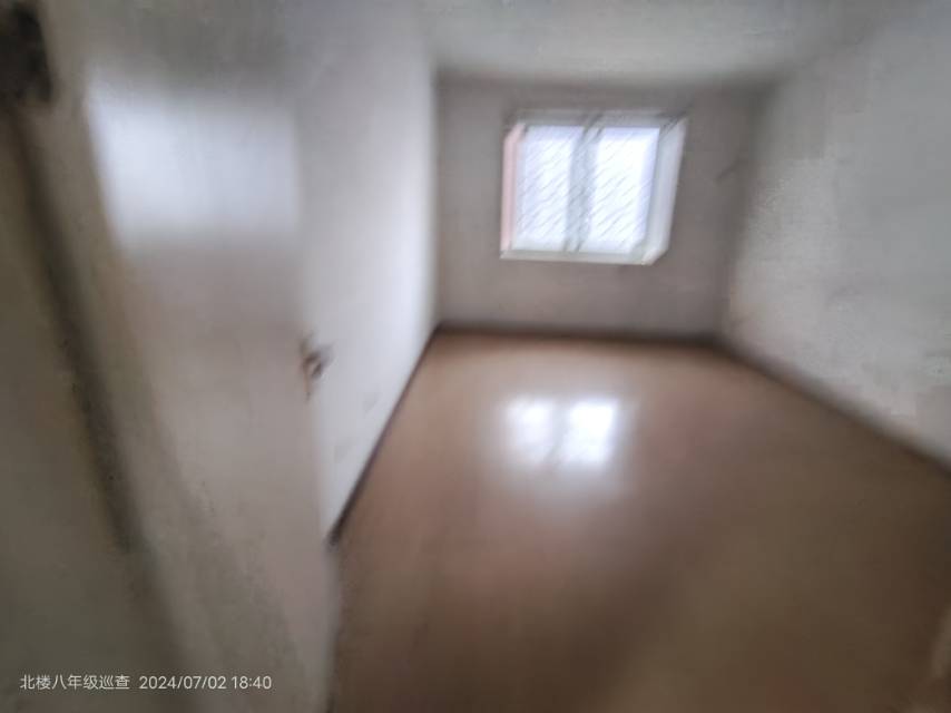 品質小區！3室2廳1衛130m2，拎包入駐，隨時看房。