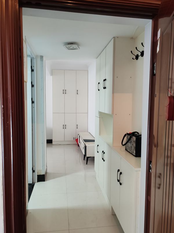 精裝修2室1廳1衛60m21300元/月