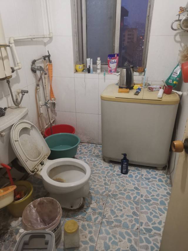 普通裝修3室1廳1衛80m21000元/月