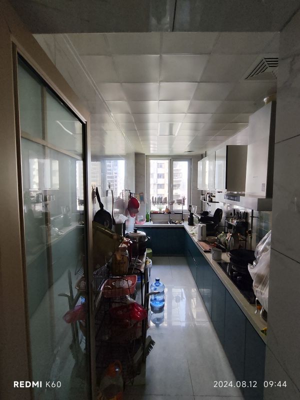 品質小區！3室2廳2衛155m2，拎包入駐，隨時看房。