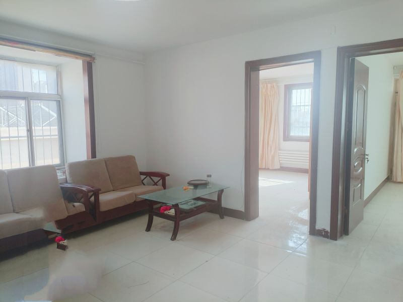 精裝修！3室1廳1衛96m2，溫馨舒適有鑰匙，好房急租。