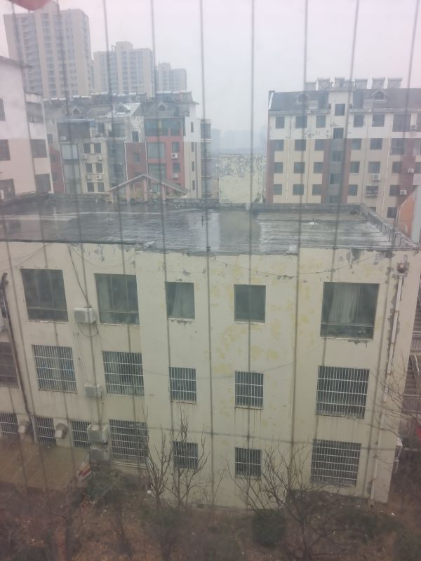 3室2廳1衛100萬元107.5m2普通裝修出售