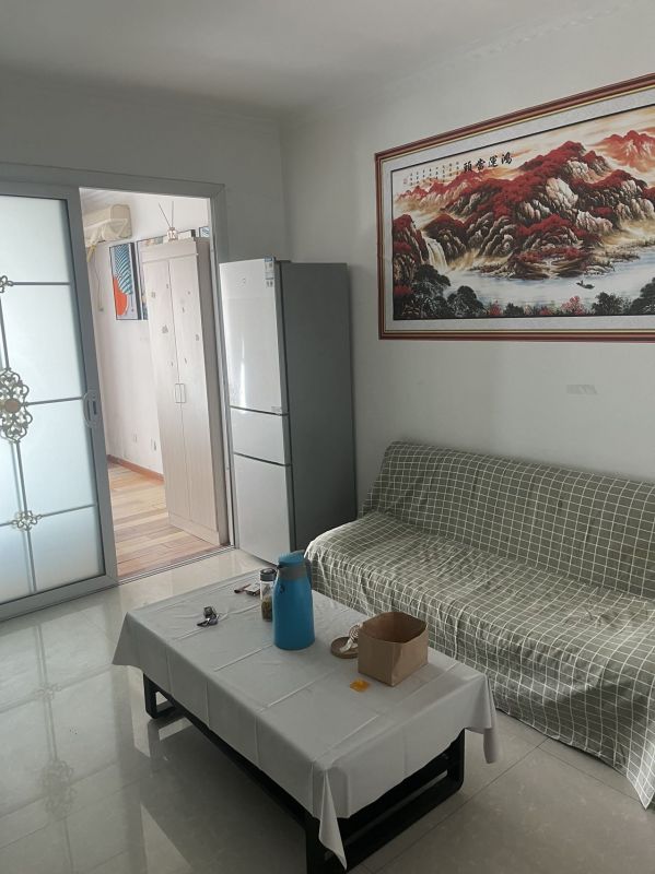 精裝修1室1廳1衛60m21200元/月