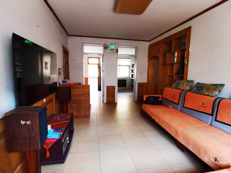 杏壇西區普通裝修3室2廳1衛90m21800元/月（可聯系先看房子，再最終確定租金）