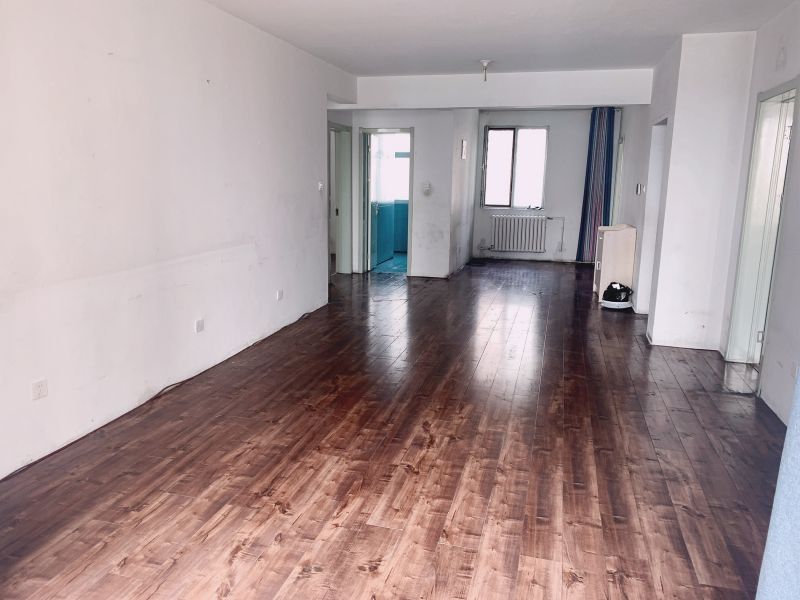 狀元府房東直租，可隨時看房，要求整租、價格面議