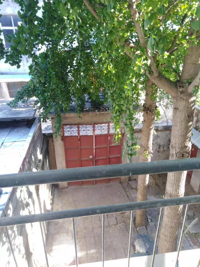 普通裝修4室1廳1衛160m21100元/月