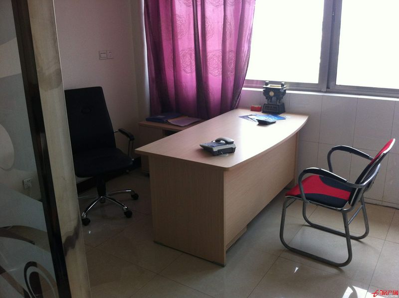 新大花園，精裝修