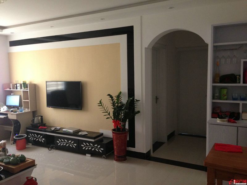 問天三期精裝修，隨時即可入住，位置好