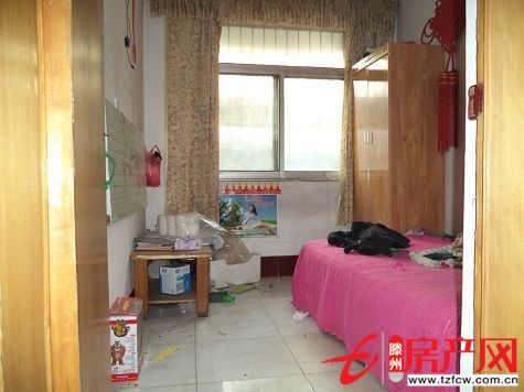 汽車站北五百米饃饃莊小區六十三平方售二十六萬