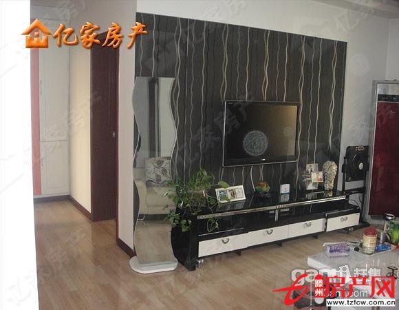 濱江兩室朝南一房朝北全明戶型多層二樓