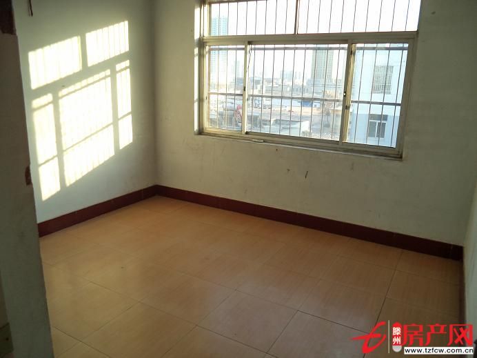 急售！！饃饃莊小區一百一十五平三十四萬五出售