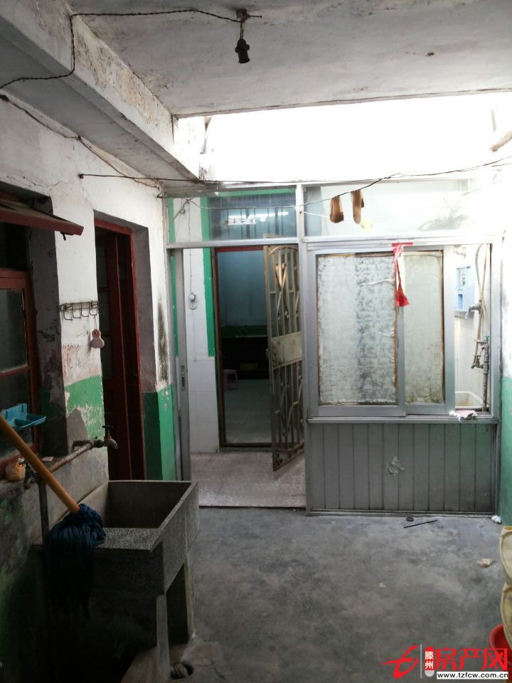 安樂街老實小學區房小聯排獨院出租