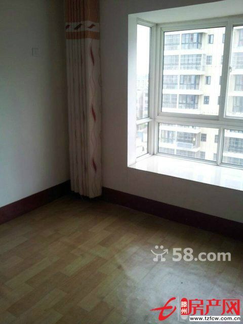 難得一見的精裝小戶型總價低朝向好含一車位