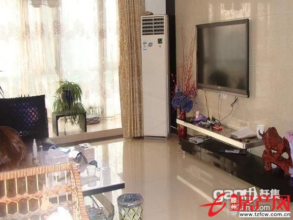 學區房高檔小區精裝修急售