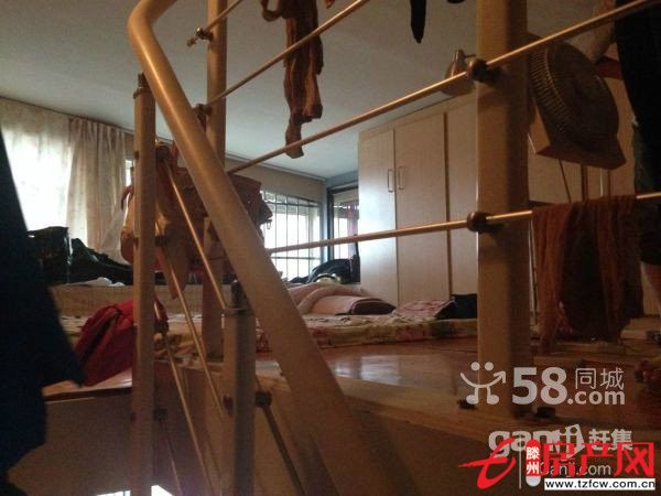 七彩陽光城送閣樓精裝好房出售