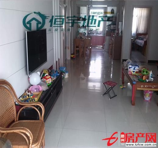 華騰一期精裝修帶車位儲藏室低價出售