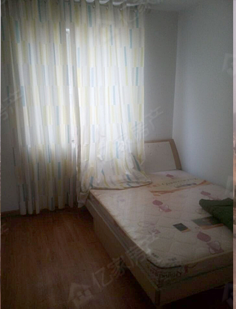 七彩陽光，全套家具家電，拎包入住