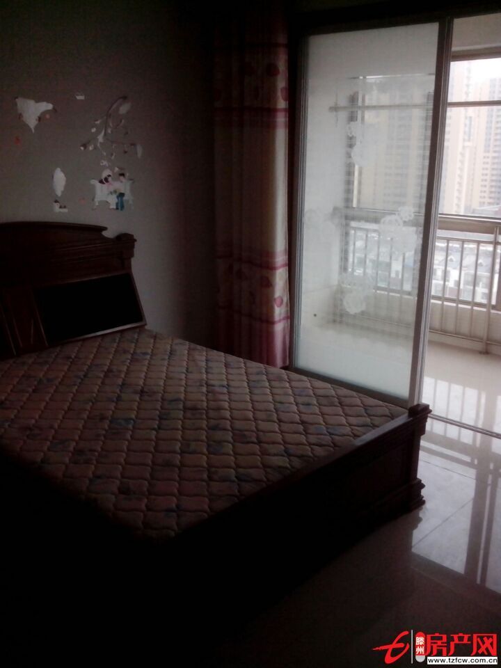 豪華精裝修，便宜，家具家電全，西門里小區