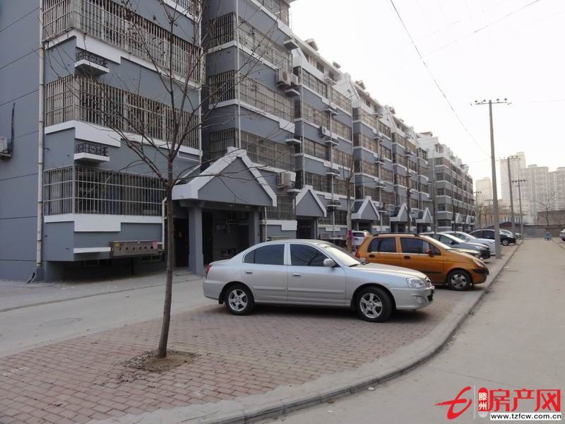 龍泉苑黃金二樓滿五唯一精裝好房品牌裝修材料木地板