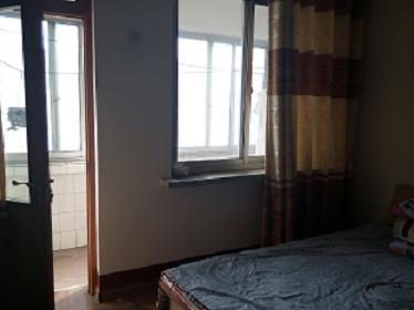 黃金地段采光很棒名校駐守購物方便