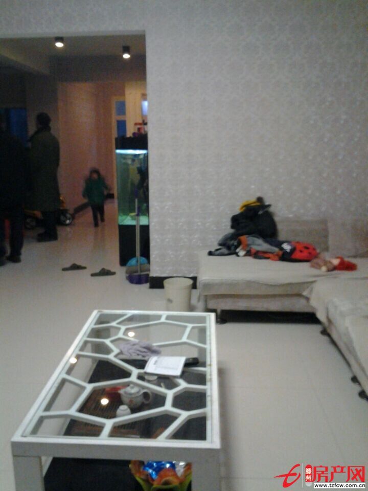 急售，問天一期，六樓，兩室兩廳，南北通透，可貸款