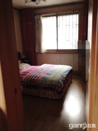 幸福西區超值房源精裝修適合結婚養老絕佳位置滿五年詳情點擊查看