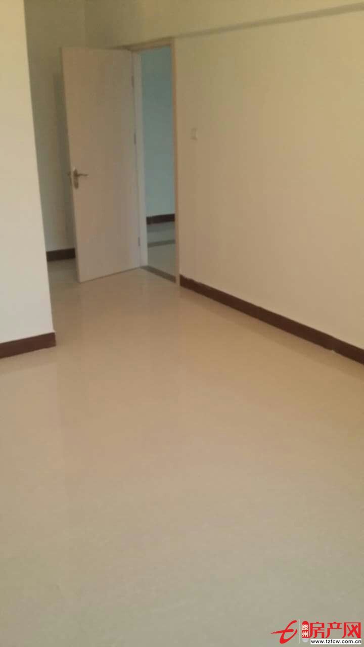 學區房人和藍灣小區環境優美出租（辦公、居住均可）