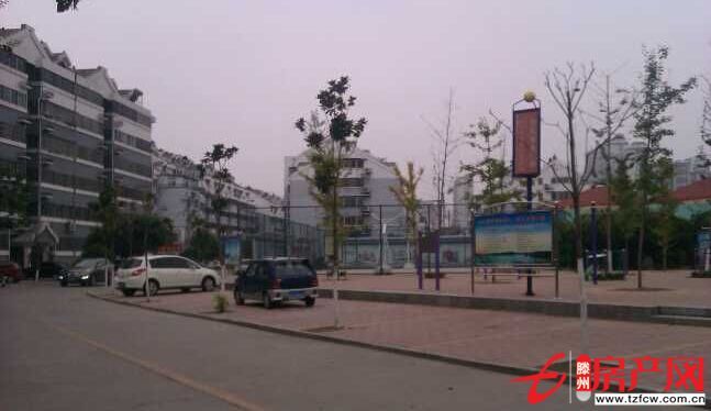 龍泉苑好房出售超低價性價比極高低首付滿五年可貸款黃金二樓