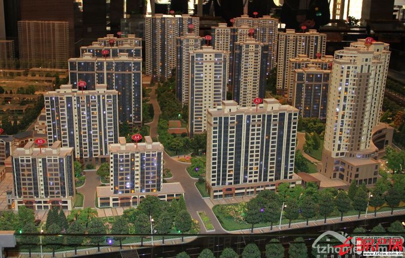 龍泉苑小區精裝修證五年學區房請進網站看看很多好的信息