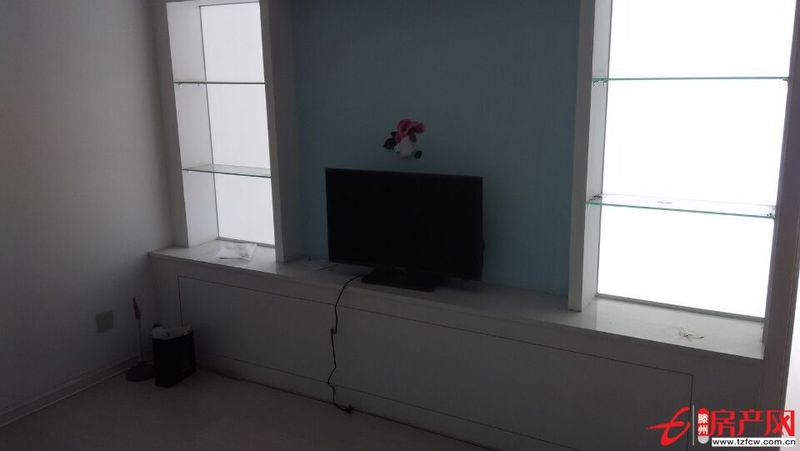 滕都帝景，精裝修，供暖，有家具家電，拎包即住