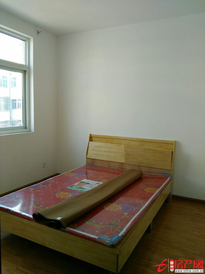 饃饃莊小區，精裝修，租金低，很干凈漂亮的房子