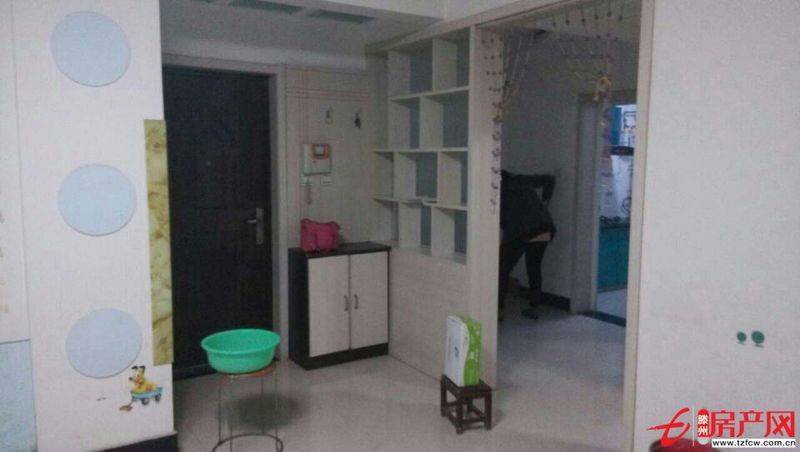 凱旋國際有房出租精裝修干凈衛生，拎包入住。