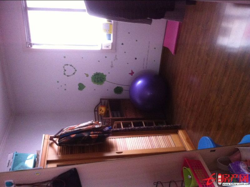 匯龍清河灣出售精裝修，新房未住可貸款，便宜出售。