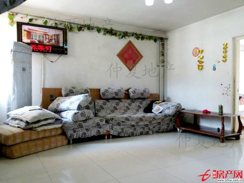 誠信花園五樓急售滿五年可貸款送儲藏室包過戶