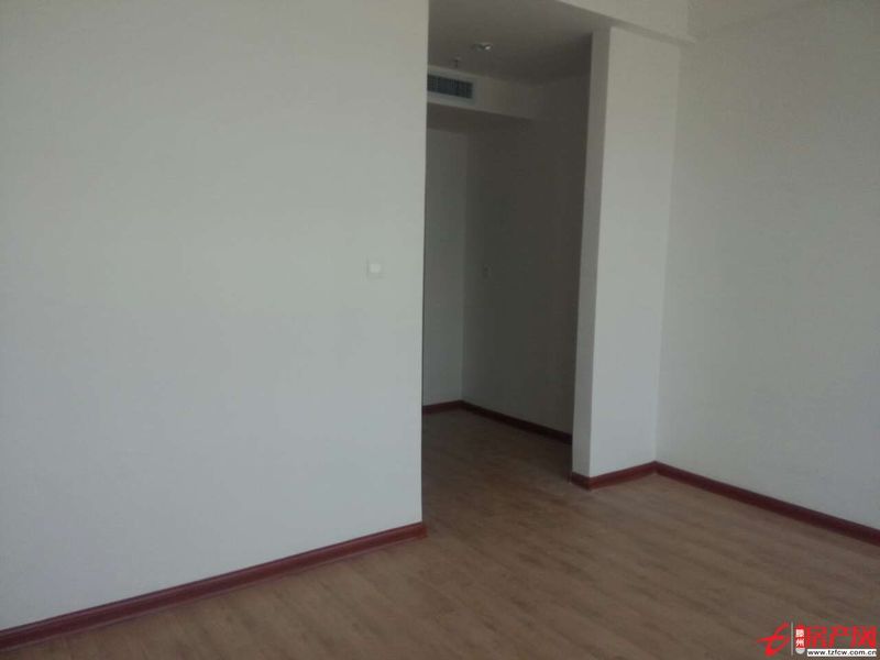 市政府對過精裝商住公寓